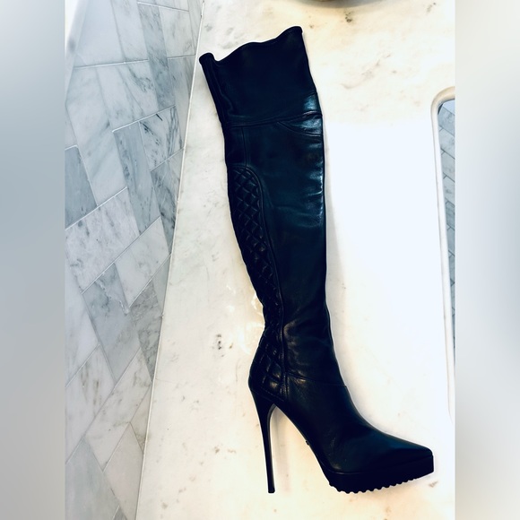 NWT RARE RUNWAY AUTHENTIC BURBERRY THIGH HIGH BLACK LEATHER BOOTS - Picture 6 of 14